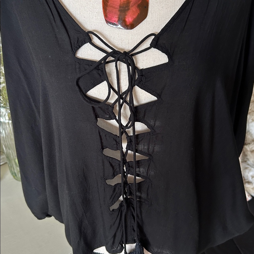 Indah revolve Lace Up black boho resort cover up Beachy slouchy Top ML - Picture 2 of 13